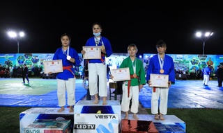 Ғолиб полвонларга “Дамас” берилди