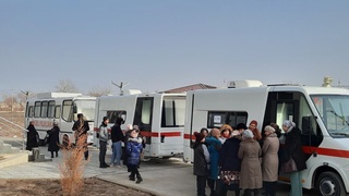 Саломатлик акцияси: Тахиатош аҳолиси бепул тиббий кўрикдан ўтказилди