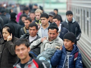 2022 йилда қанча ўзбекистонлик хорижга ишлагани кетган?