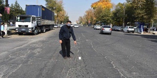 Қўйлиқда юк машина пиёдани босиб кетди