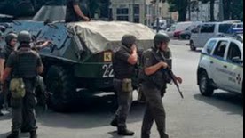 «Қонундаги террорчи» бўлишни истаётган Максим Плохой автобусни гаровга олди