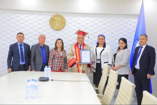 Ректору НавГПИ присвоено звание почетного профессора азербайджанского вуза