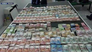 Дар вилояти Тошканд аз кӯшиши ғайриқонунии интиқоли беш аз 5 миллиард сӯм ба Тоҷикистон ҷилавгирӣ карда шуд