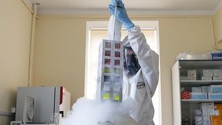 Возможна нехватка мощностей для выпуска вакцины от Covid-19