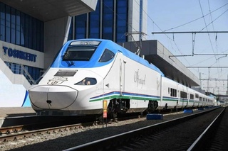 С 20 октября в Узбекистане подорожают билеты на поезда