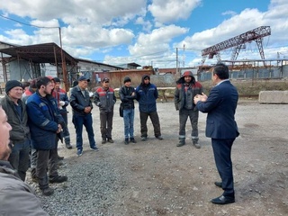 Сибирдаги меҳнат мигрантлари муаммолари бартараф этилмоқда