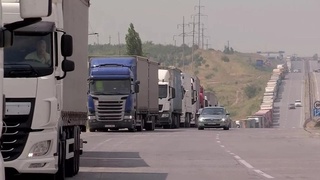 Қозоғистоннинг Ўзбекистон билан чегарасида турнақатор навбат юзага келди