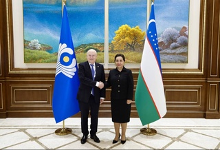 Танзила Нарбоева бо Котиби генералии ИДМ Сергей Лебедев мулоқот кард