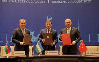 Узбекистан, Азербайджан и Турция намерены увеличить объемы товарооборота в два раза