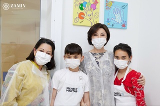 Ziroat Mirziyoyeva “Mehrli maktab” gospital maktabi filiali oʻquvchilarini borib koʻrdi