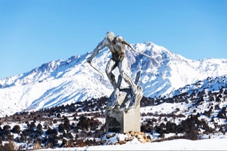 “Зомин”, “Чимён” ва “Амирсой” ҳудудида бож олинмайдиган йирик савдо комплекслари барпо этилади