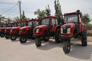 Ҳудудий ўрмон хўжаликларига замонавий қишлоқ хўжалиги техникалари тарқатилди