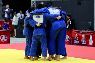 Дзюдочиларимиз аралаш жамоавий дастурда кумуш медални қўлга киритди