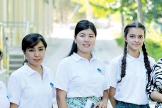 Аёл-қизларнинг янги ғоялар лабораторияси мавжуд тўсиқ ва стереотипларни енгишни кўзда тутади