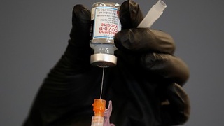 Вакцина коронавируснинг “эпсилон” штаммига қарши камроқ самара бериши мумкин — олимлар