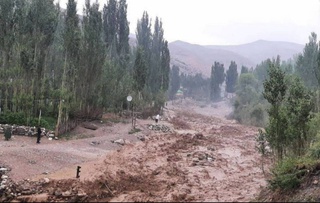 Узгидромет предупредил об опасности схода селей и паводков в горных районах