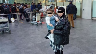 Yosh goʻdagi bilan qiyin ahvolda qolgan ona Vatanga qaytarildi