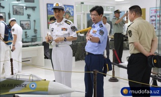 Военная делегация Китая посетила Академию Вооруженных Сил Узбекистана