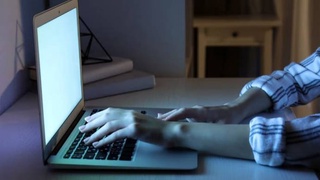 Blue light from gadget screens increases the risk of developing type 2 diabetes by 67%