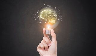 Идеяда қуўат бар