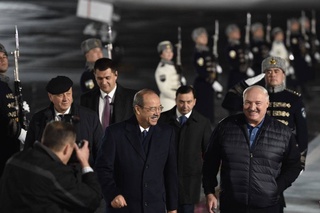 Беларусь Президенти расмий ташриф билан Ўзбекистонга келди