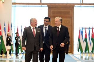 Иордания Подшоҳи саноат кўргазмаси билан танишди