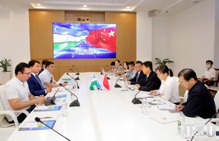 Шихэцзи қаласының делегациясымен кездесу өтті