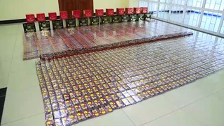 Самарқандда пиротехника воситаларини олиб кетаётган шахс ушланди