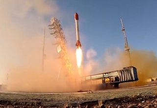 Эрон коинотга биокапсулани учирди