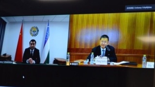 Табиий газни қайта ишлаш бўйича музокара ўтказилди