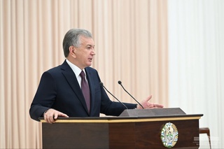 Energetika tizimi rahbarlari bugundan boshlab favqulodda rejimga oʻtadi — Prezident