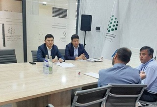 Руминиялик эксперт Нурафшонда давлат хизматлари кўрсатиш ишлари билан танишди