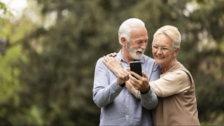 Пенсия ва нафақа тўловини тўхтатиб туриш бўйича давлат хизмати ишга туширилди