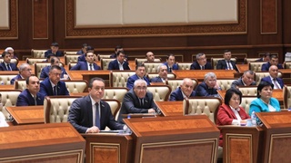 Обсуждены результаты изучения работы, проведенной в Навоийской и Самаркандской областях по созданию новых рабочих мест и обеспечению занятости населения