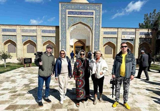 “Neputevыye zametki” teledasturi ijodiy guruhi Oʻzbekistonda