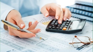 Доля финансовых услуг в общем объеме услуг составляет 21,2%