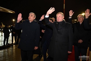 Өзбекстан Президентиниң Россияға әмелий сапары жуўмақланды