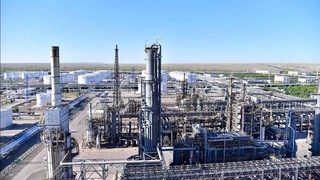 Бухоро нефтни қайта ишлаш заводи ташкил этилганига 25 йил тўлди