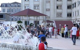 Shahar hududida doimiy aholi soni qancha? 