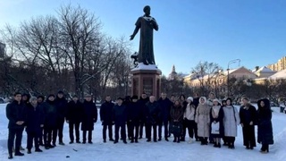 В Москве почтили память великого поэта и мыслителя Алишера Навои