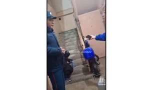 Тез ёрдам бригадаси беморни подъездга ташлаб кетмоқчи бўлди