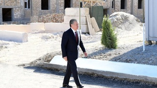Shavkat Mirziyoyev qurilish sifatini tanqid qildi