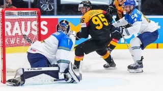 Казахстан и Польша в очном поединке определят аутсайдера