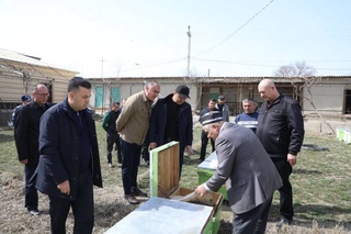 Республика ишчи гуруҳи Навоийда