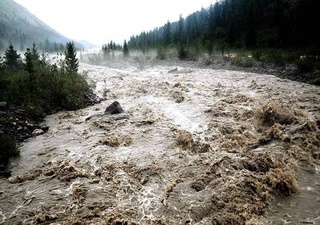 Дар чаҳор вилояти Ӯзбекистон хатари селравӣ эълон шуд