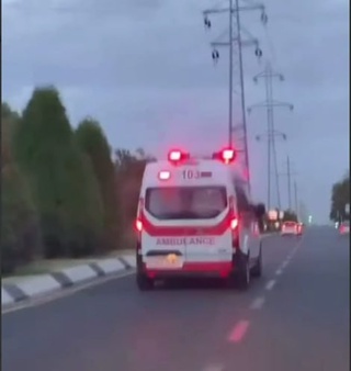 Тошкентда тез ёрдам машинаси носоз ҳолда ҳаракатланди