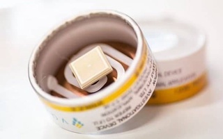 В Австралии испытали вакцину от COVID-19 в виде пластыря