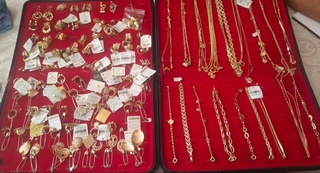 Cалкам ярим килограмм тилла тақинчоқларнинг ноқонуний айланмасига чек қўйилди