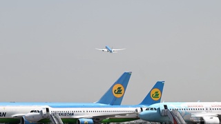 O‘zbekiston Prezidenti Vengriyaga jo‘nab ketdi