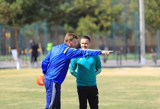 Англиялик мураббийлар маҳорат дарси ўтди